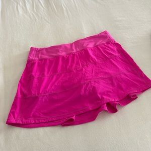 Hot pink pace rival lululemon skirt gently worn